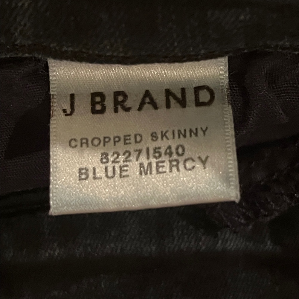 J Brand Indigo Denim Cropped Skinny Distressed Hem Holes in Knees Size 26 - Picture 6 of 11